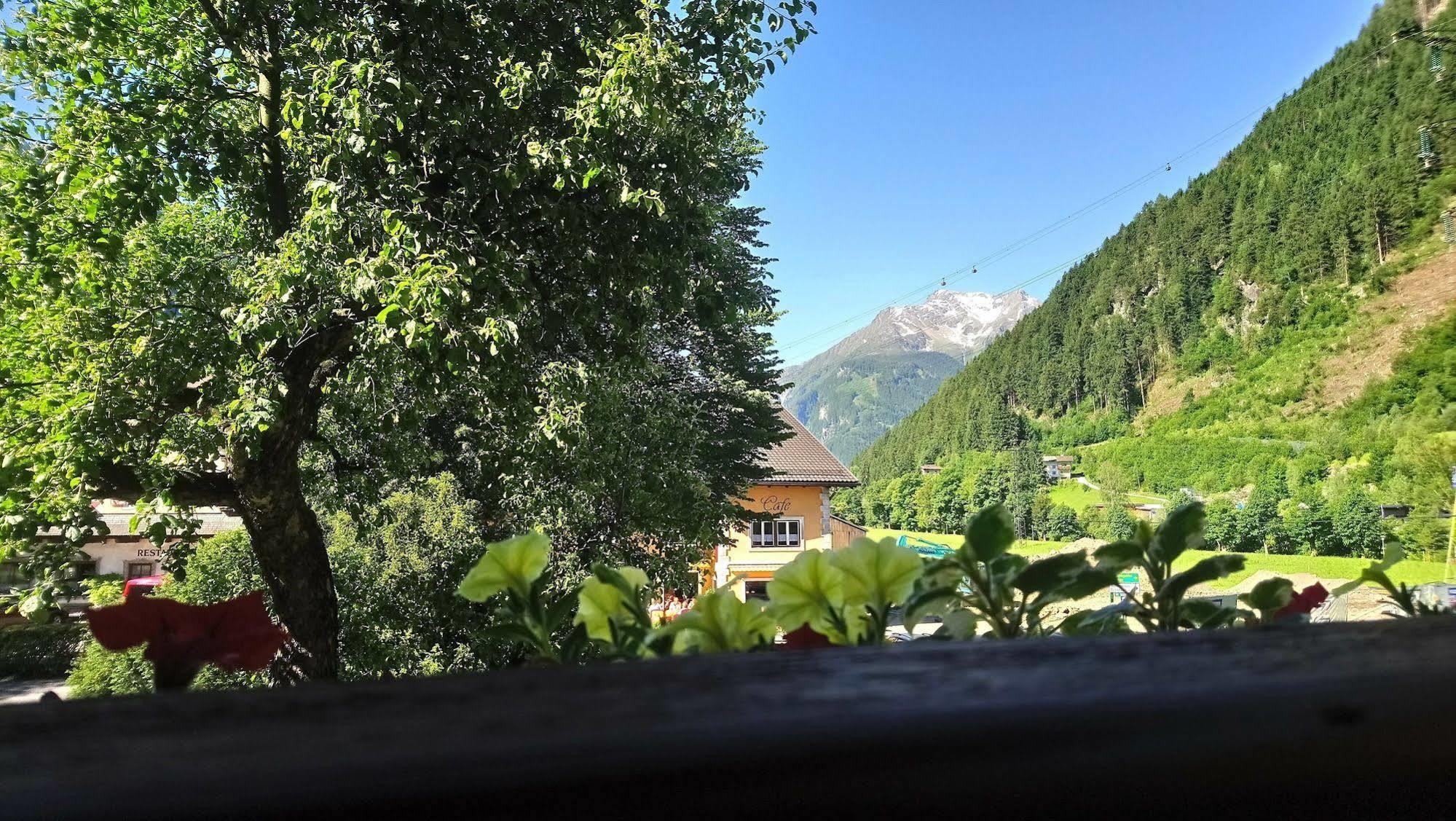 Apartments Rosenhof Mayrhofen Exterior foto